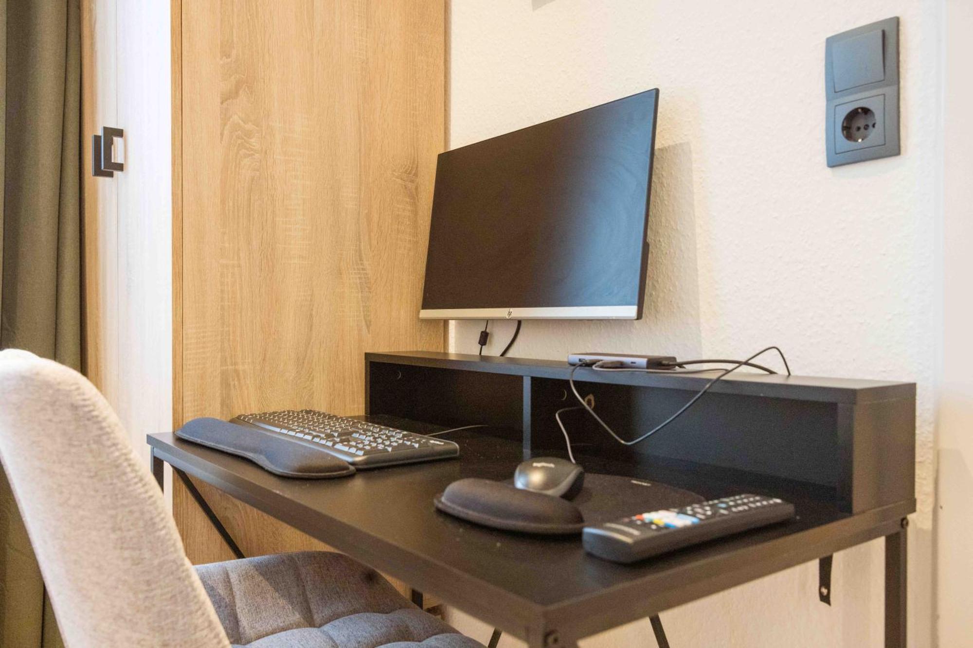 Schillerapartment Hof, Kueche, 24H Digital-Checkin, Parkplatz, Wlan250Mbit Hof (Bavaria) Exterior foto